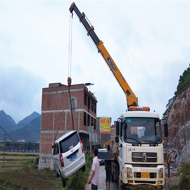 岳阳楼请个吊车吊小车多少钱